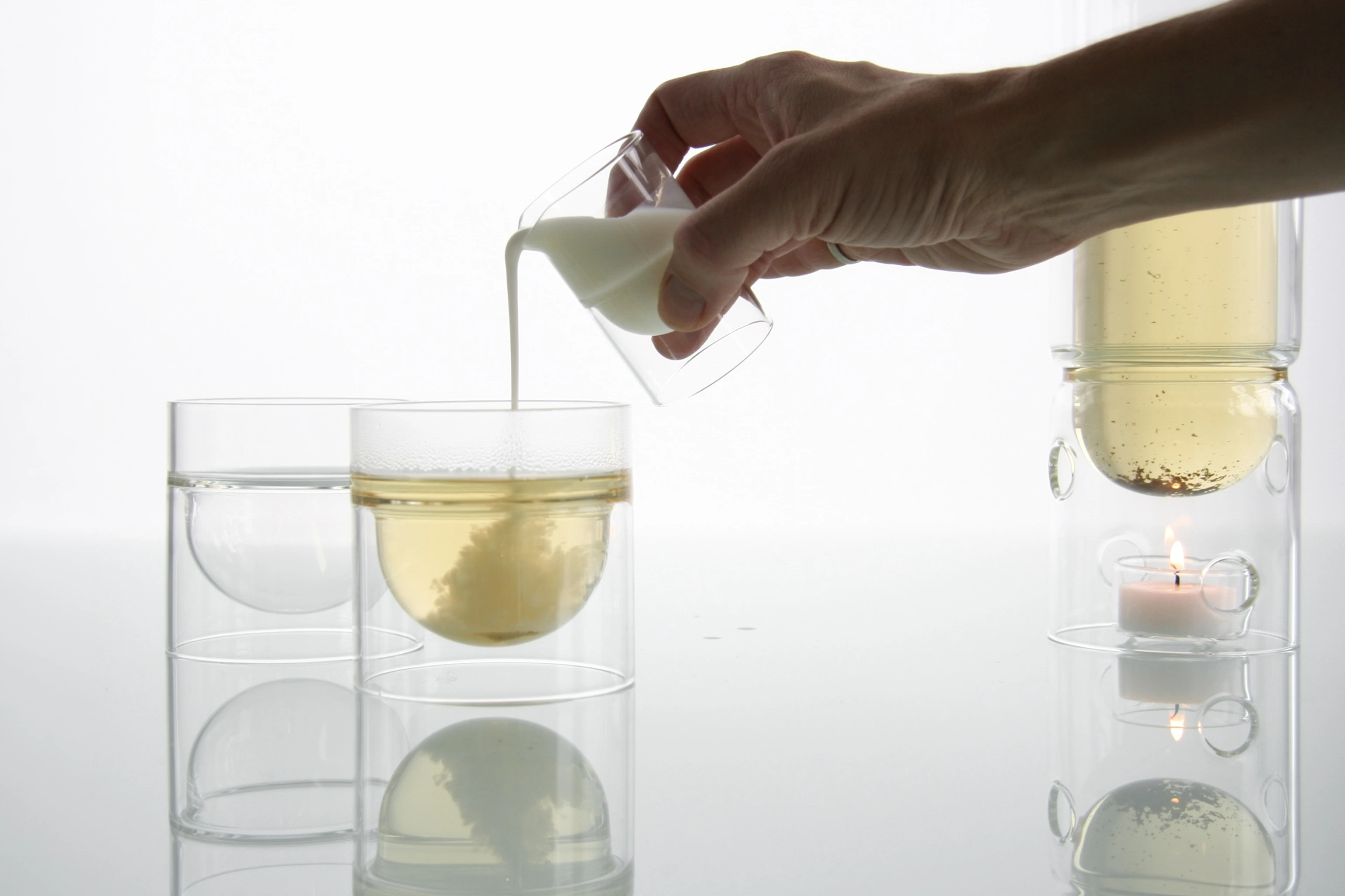 float tea cup