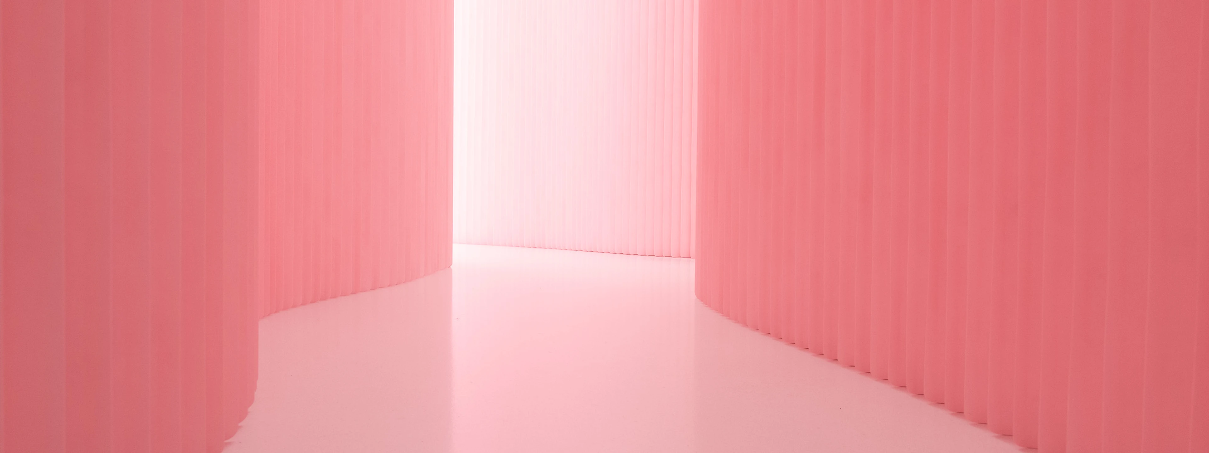 softwall, pink wall, temporary wall, Pantone 12-1305, custom colour walls, pink interior design,molo