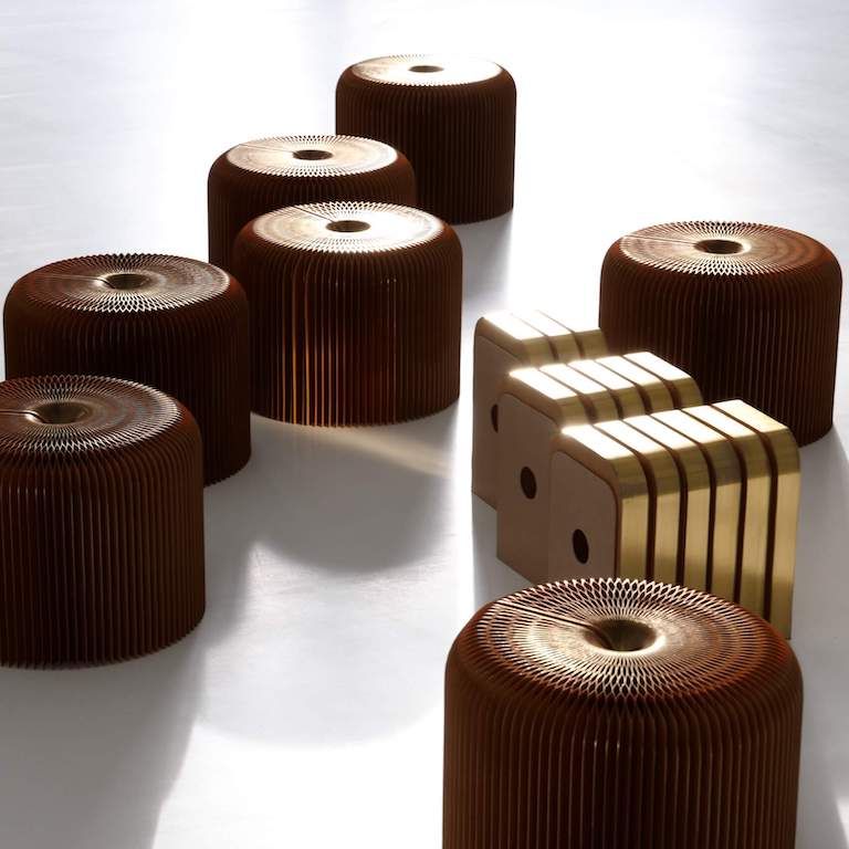 gilded soft seat - folding stool - mobile