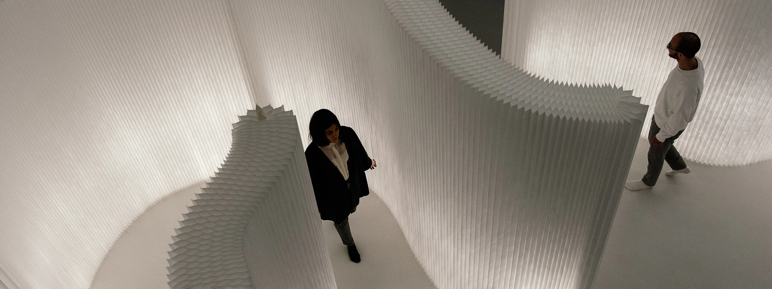 softwall flexible partitions with LED -molo