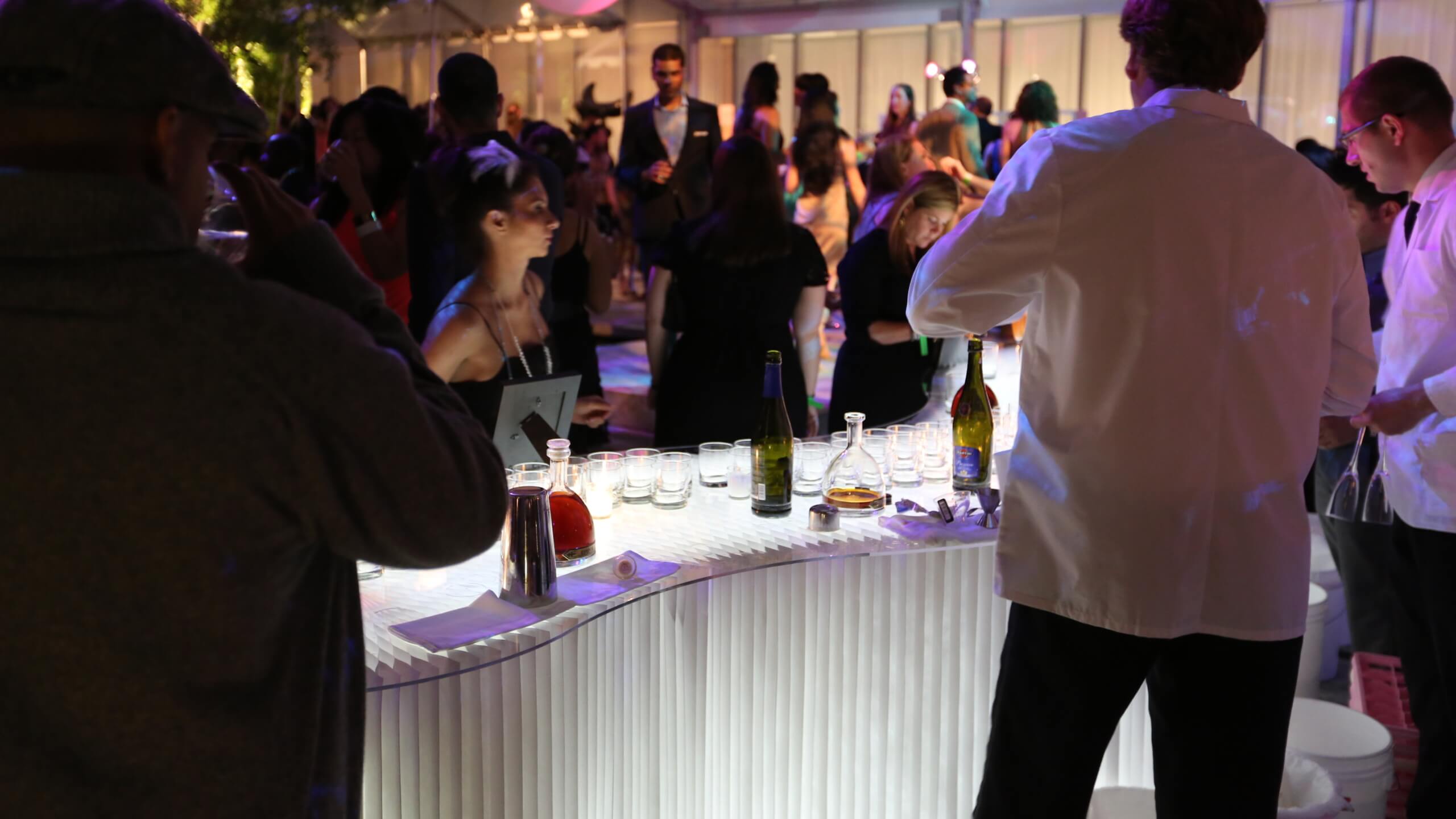 how to prepare your luxury home for entertaining via molo products - LED softblock
