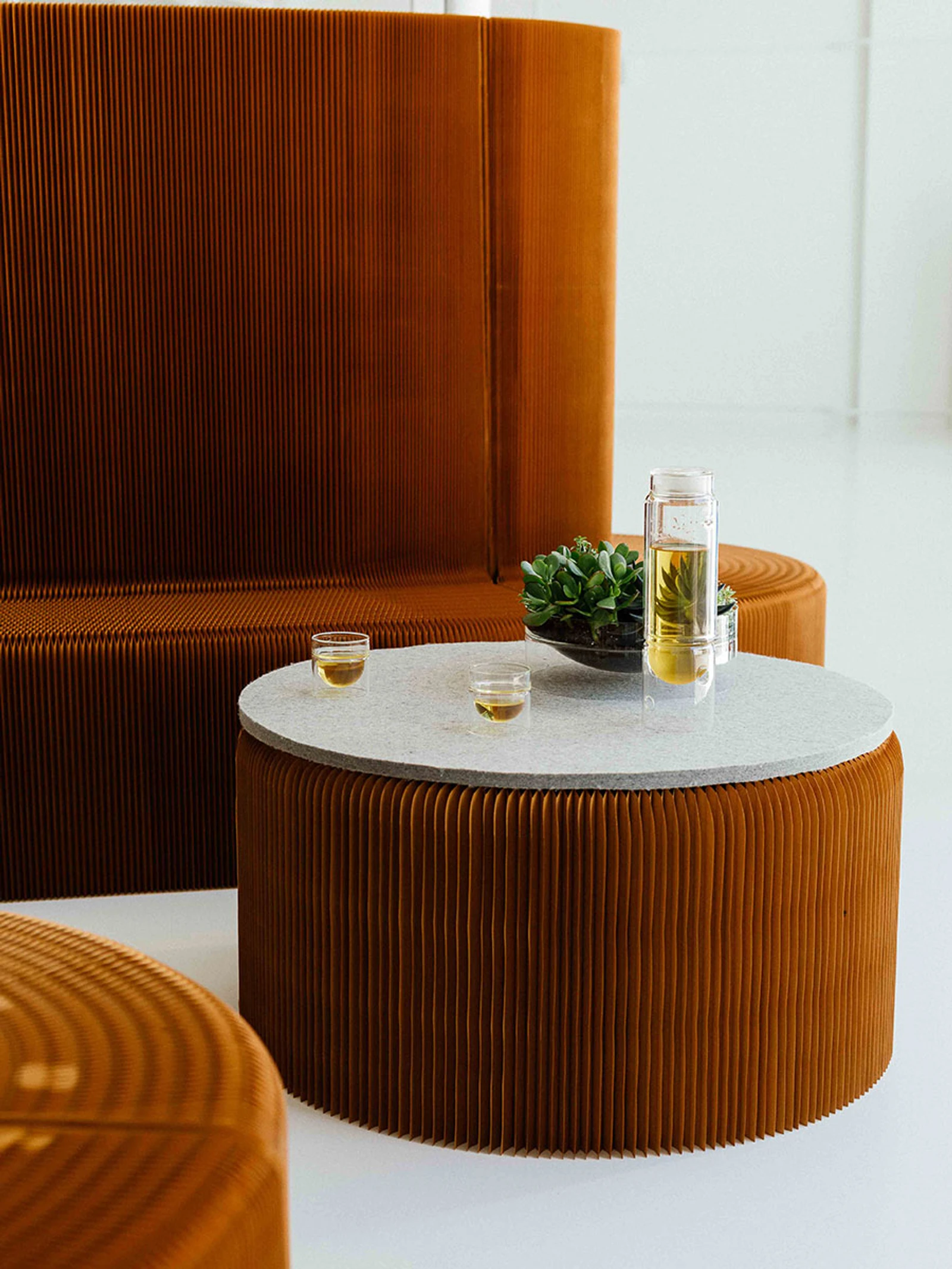 floattea teaware • images by Alana Paterson
