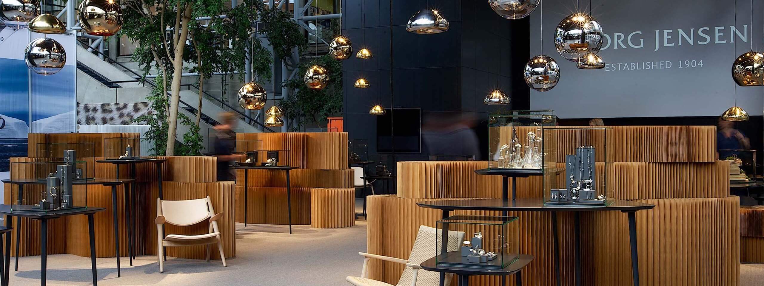 movable walls for luxury retail