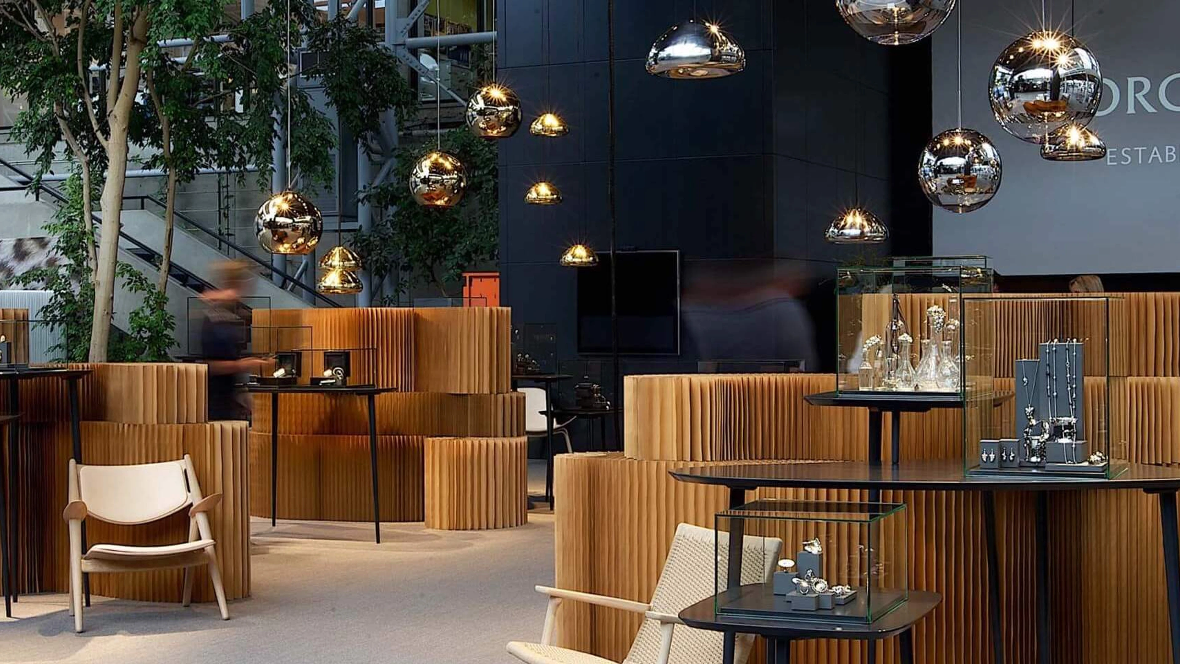 movable walls for luxury retail