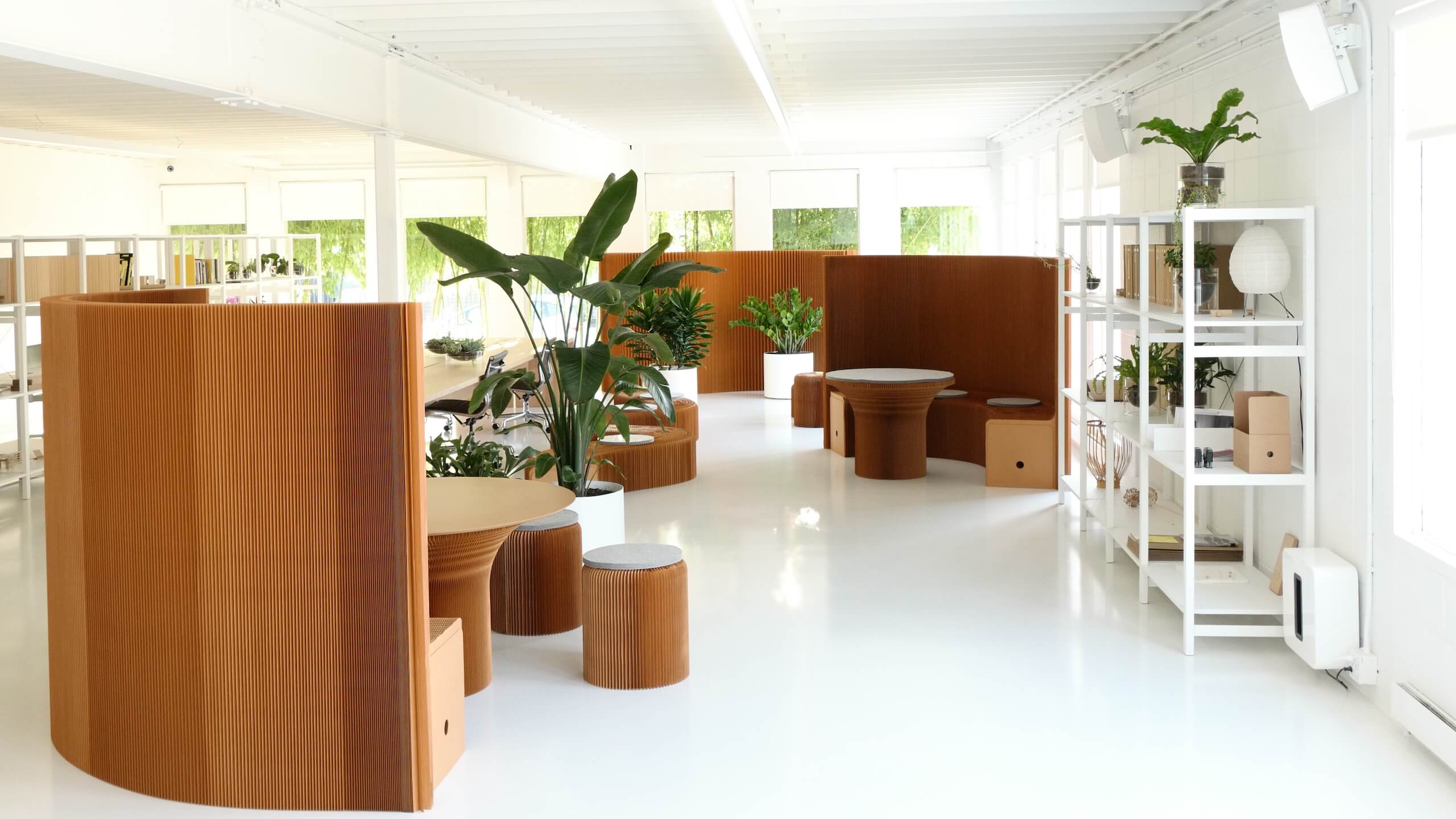 how to maximize office space with free standing movable walls