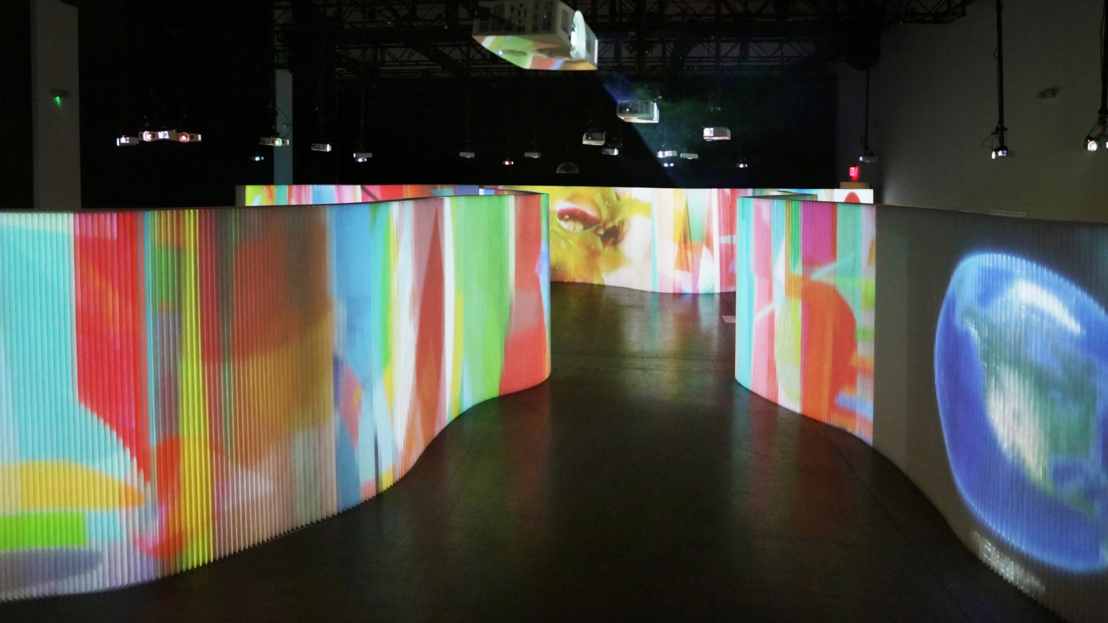 movable walls for art gallery exhibitions - art gallery partitions