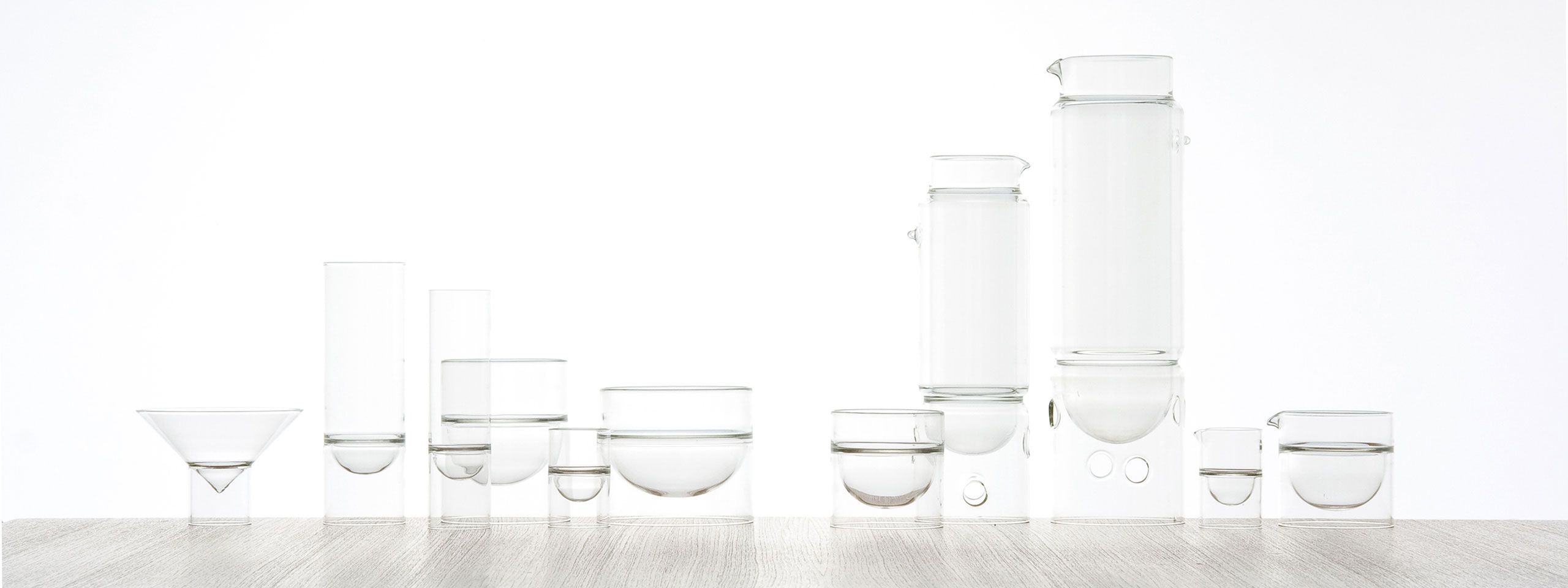 float Glassware - Modern Floating Glassware Designs - molo