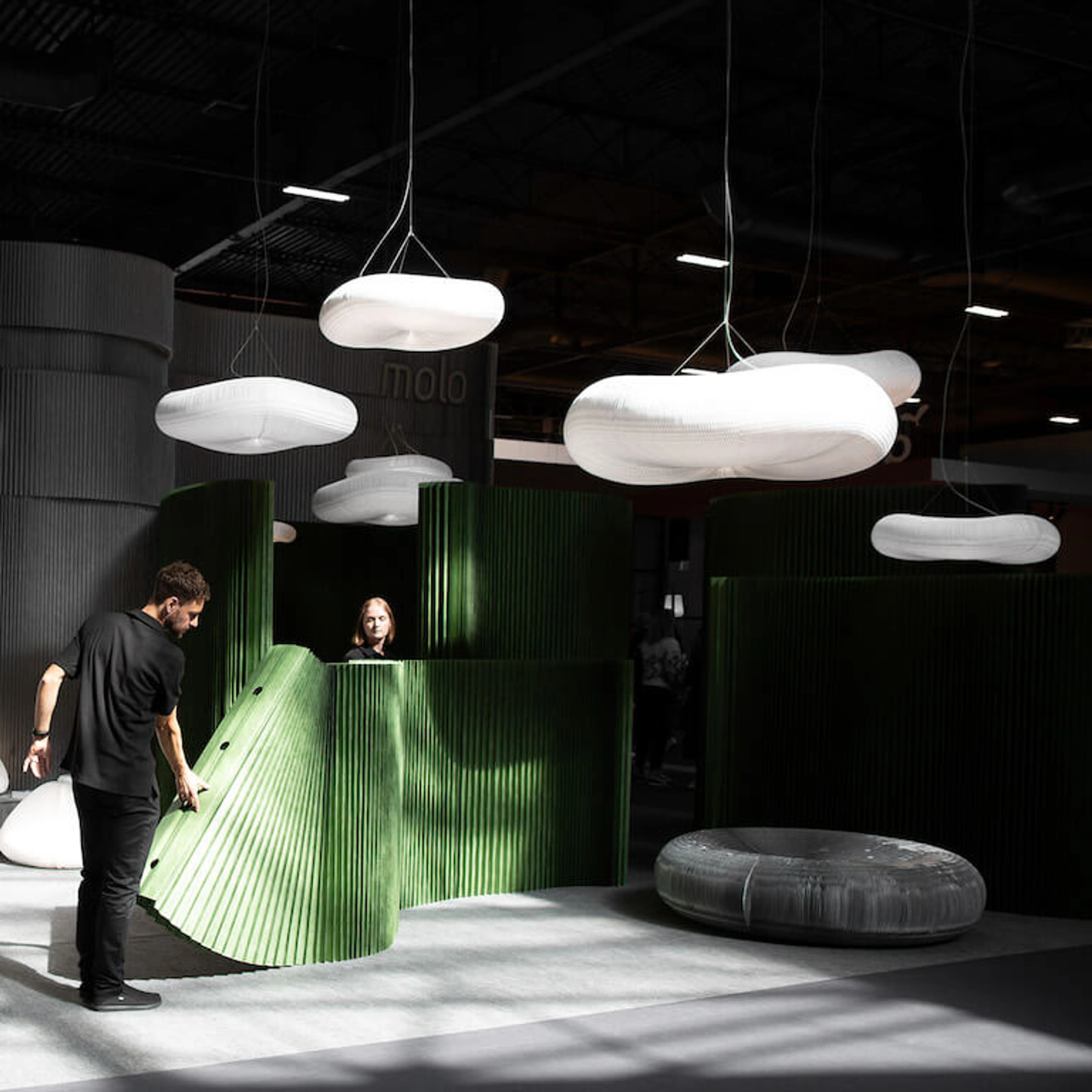 temporary walls - mobile acoustic partitions - molo