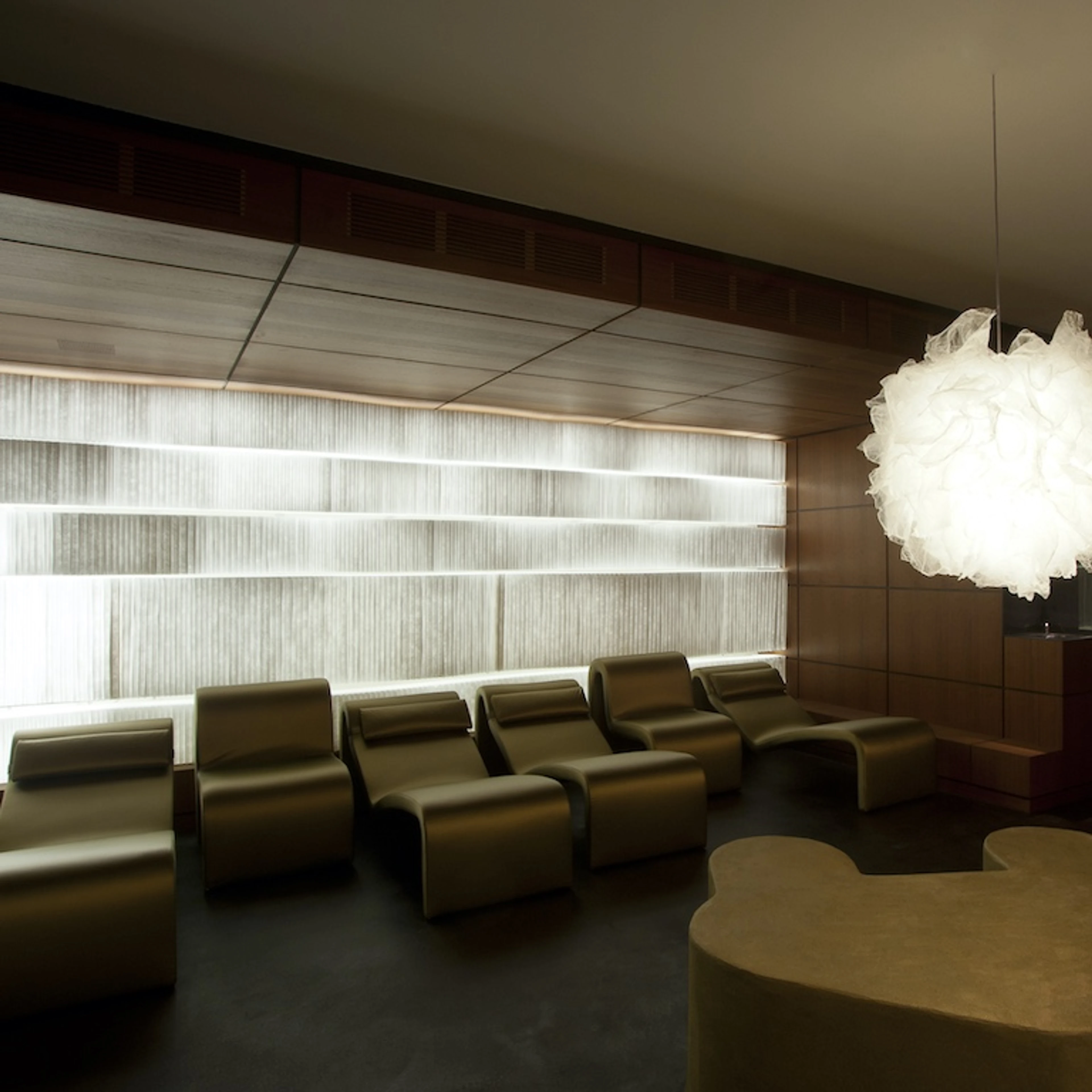 mobile movable walls for luxury retail - Eichstätte Spa Switzerland