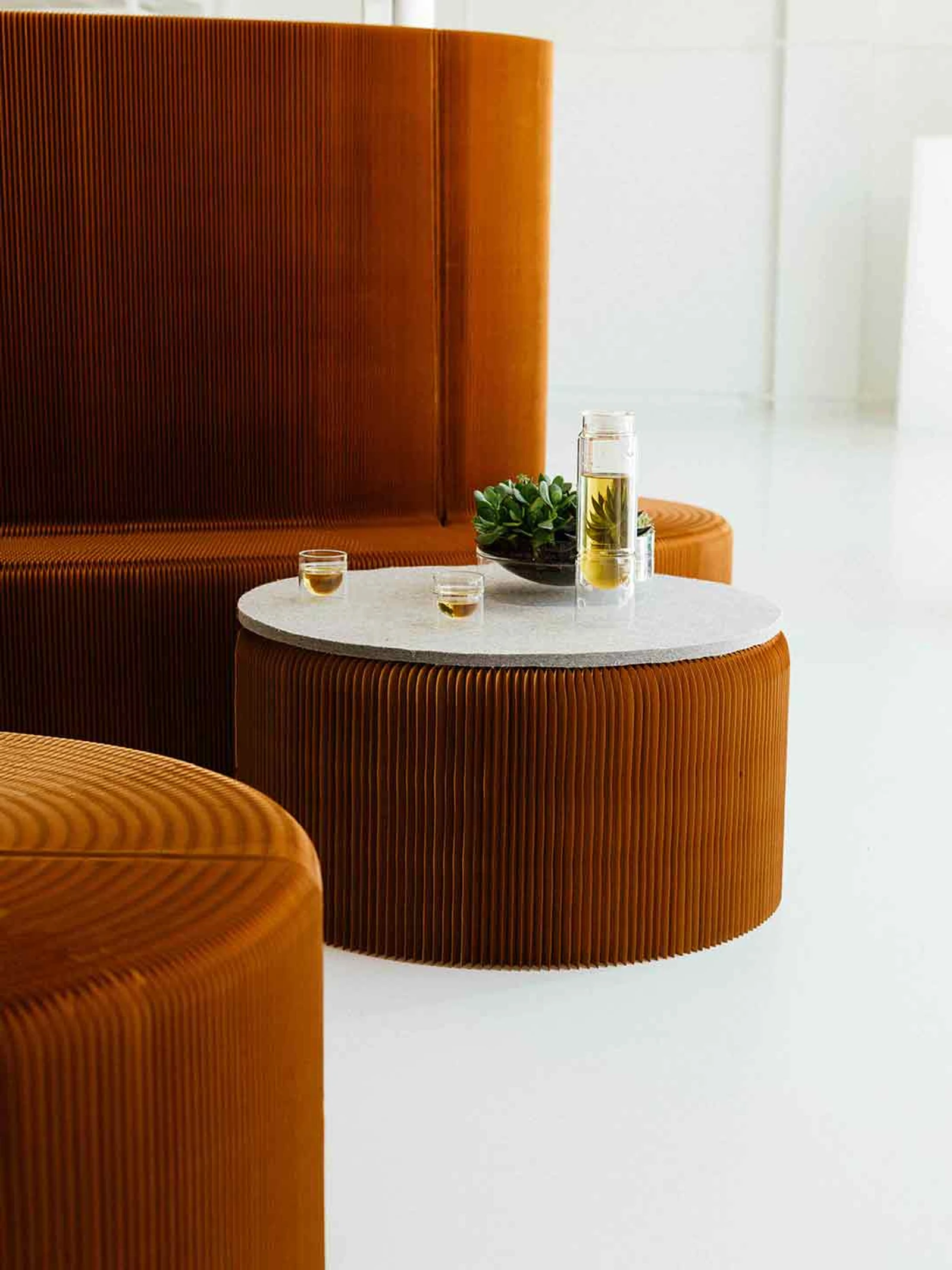 float teaware - paper furniture by molo