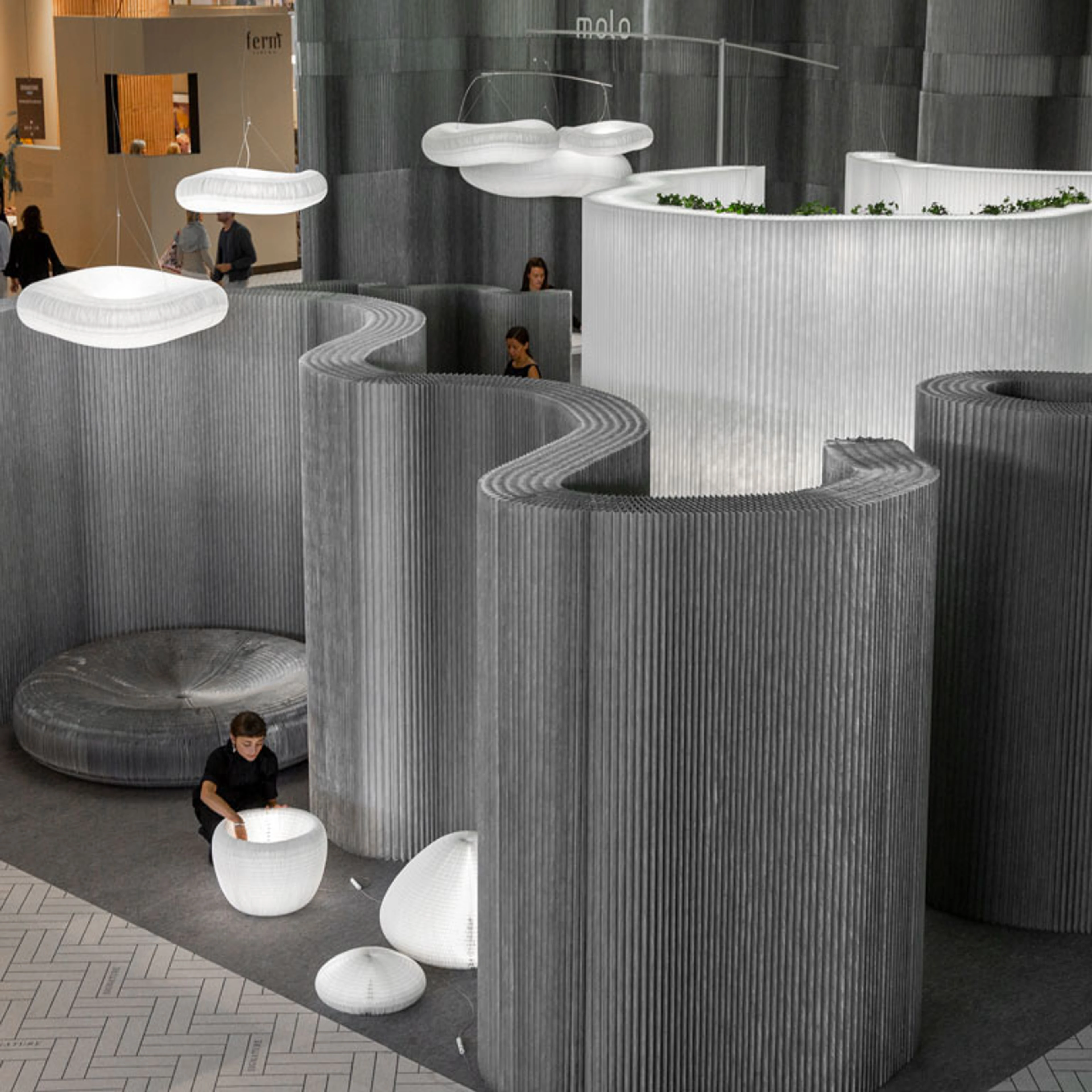 mobile aluminum partition wall furniture lighting by molo - imm cologne 2020