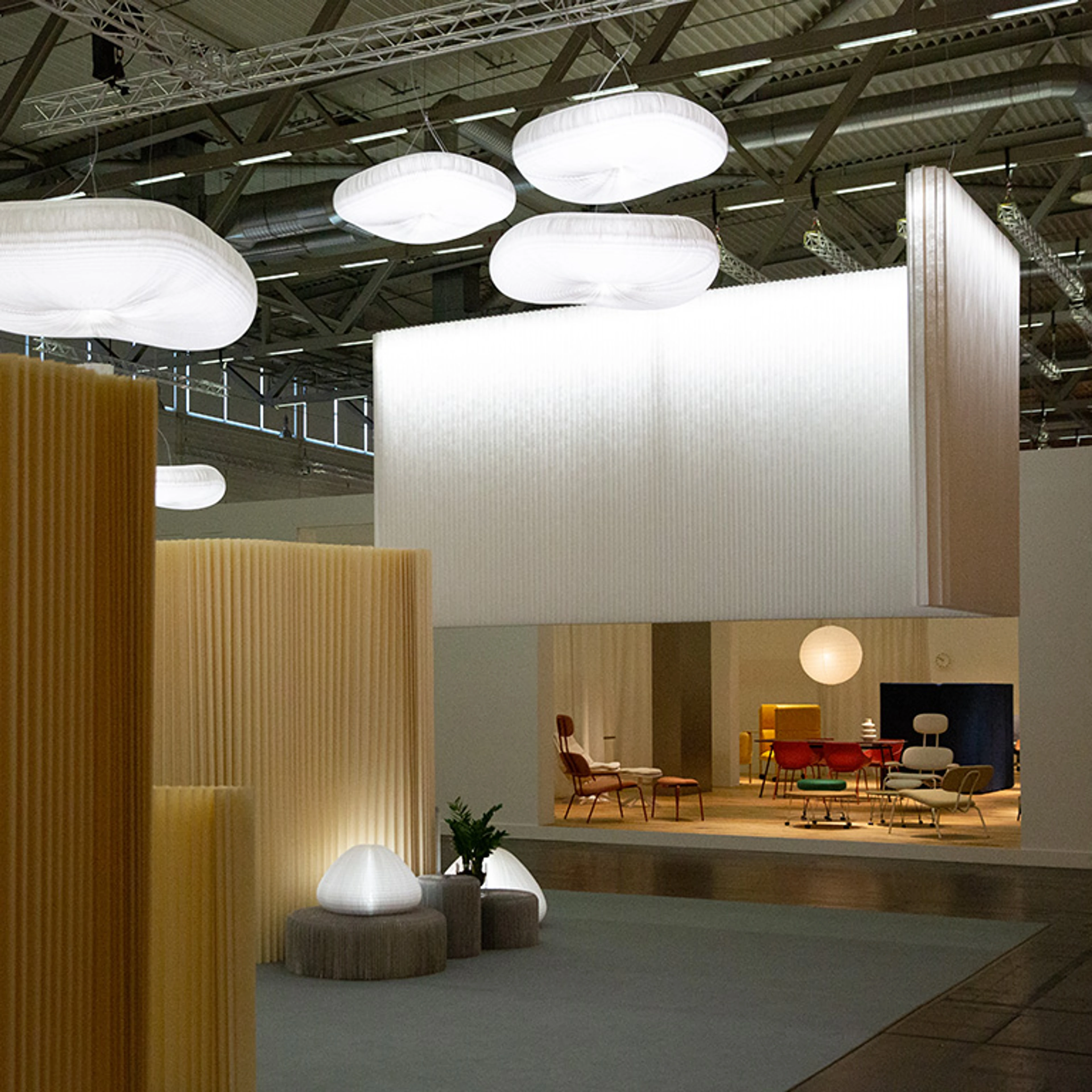 suspended softwall luminaire - molo