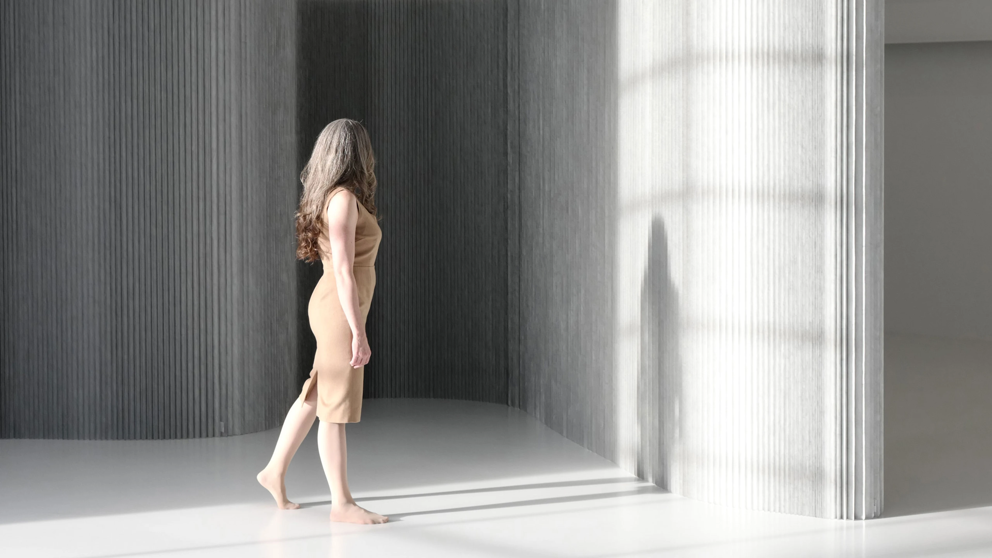aluminum room divider by molo