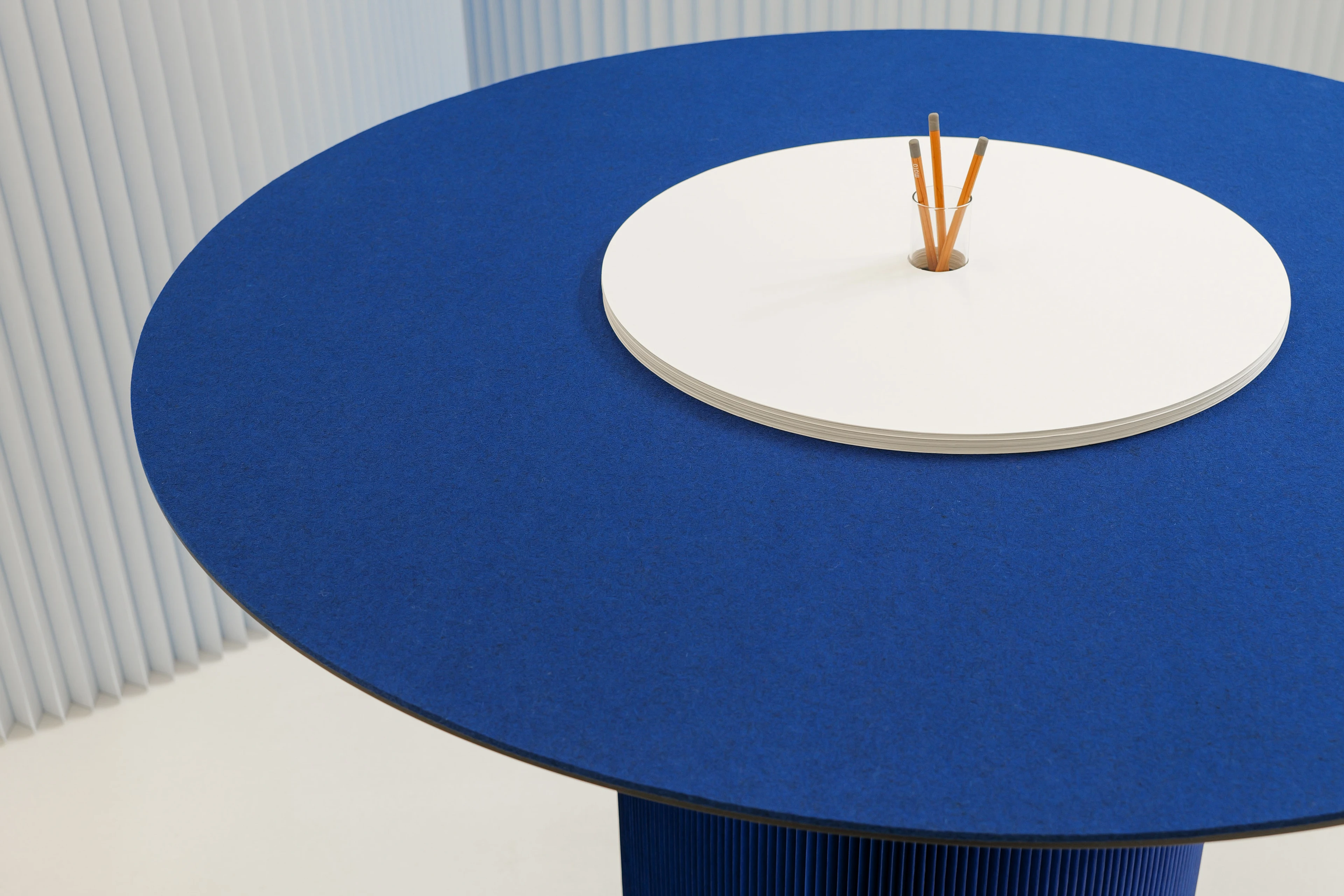 accessories for cantilever table
