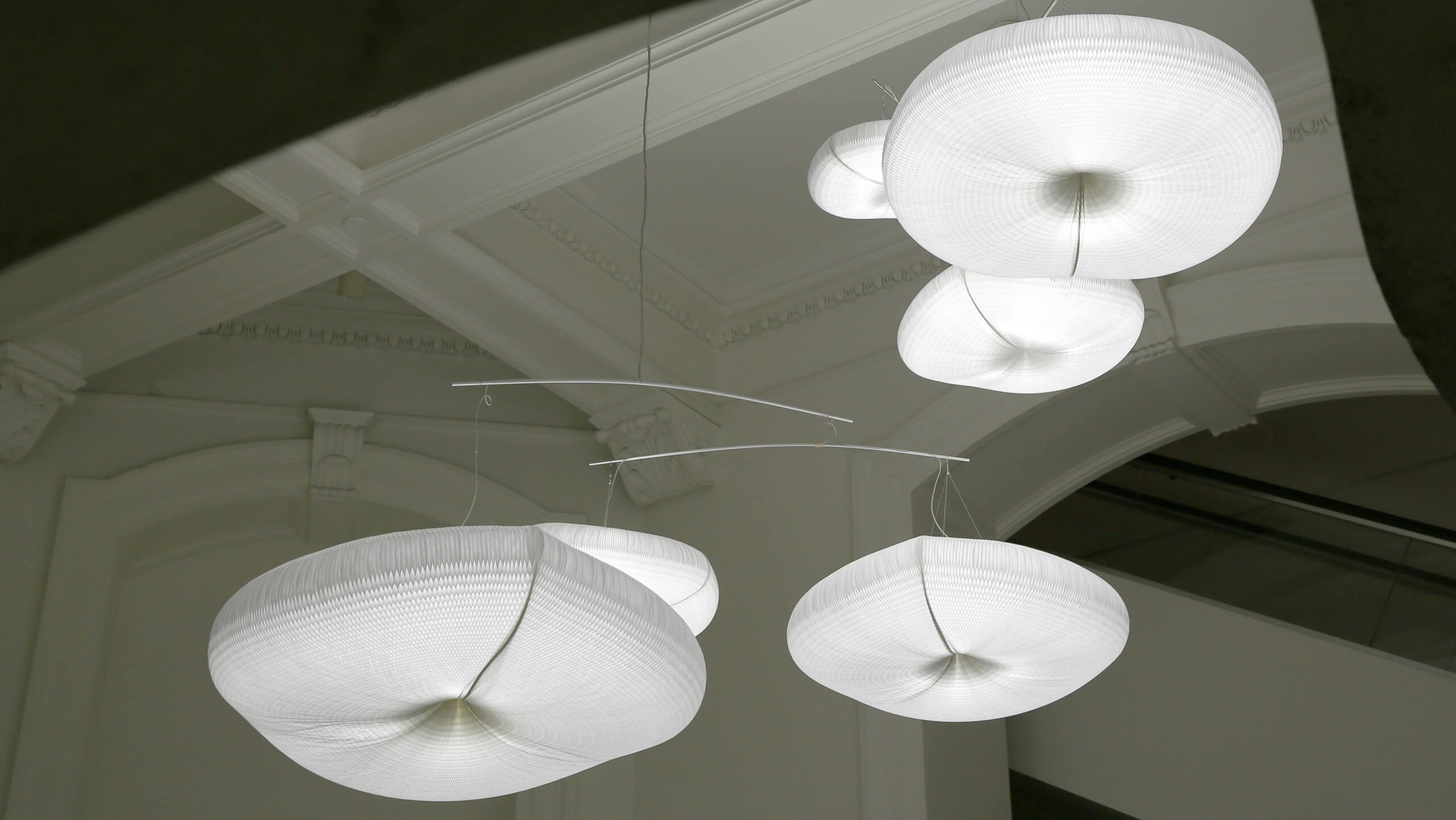 museum lighting fixtures