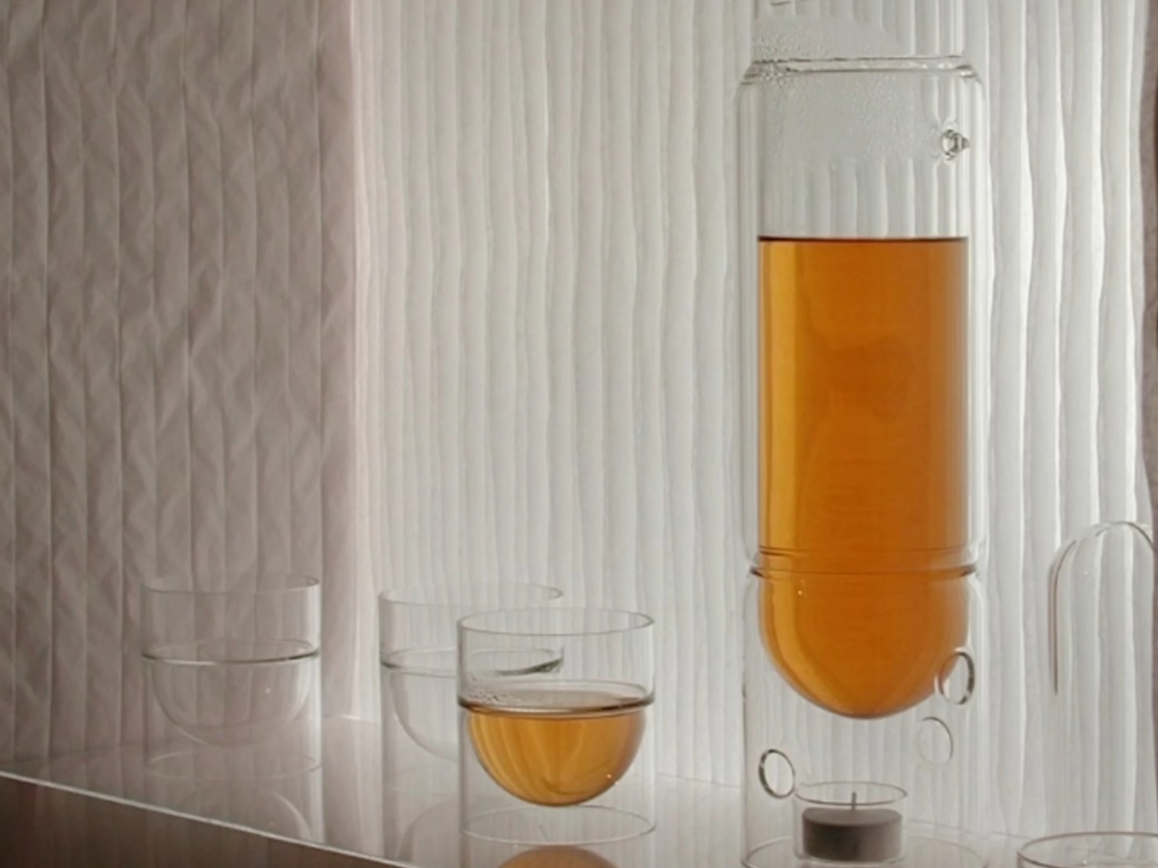 initial float teaware set