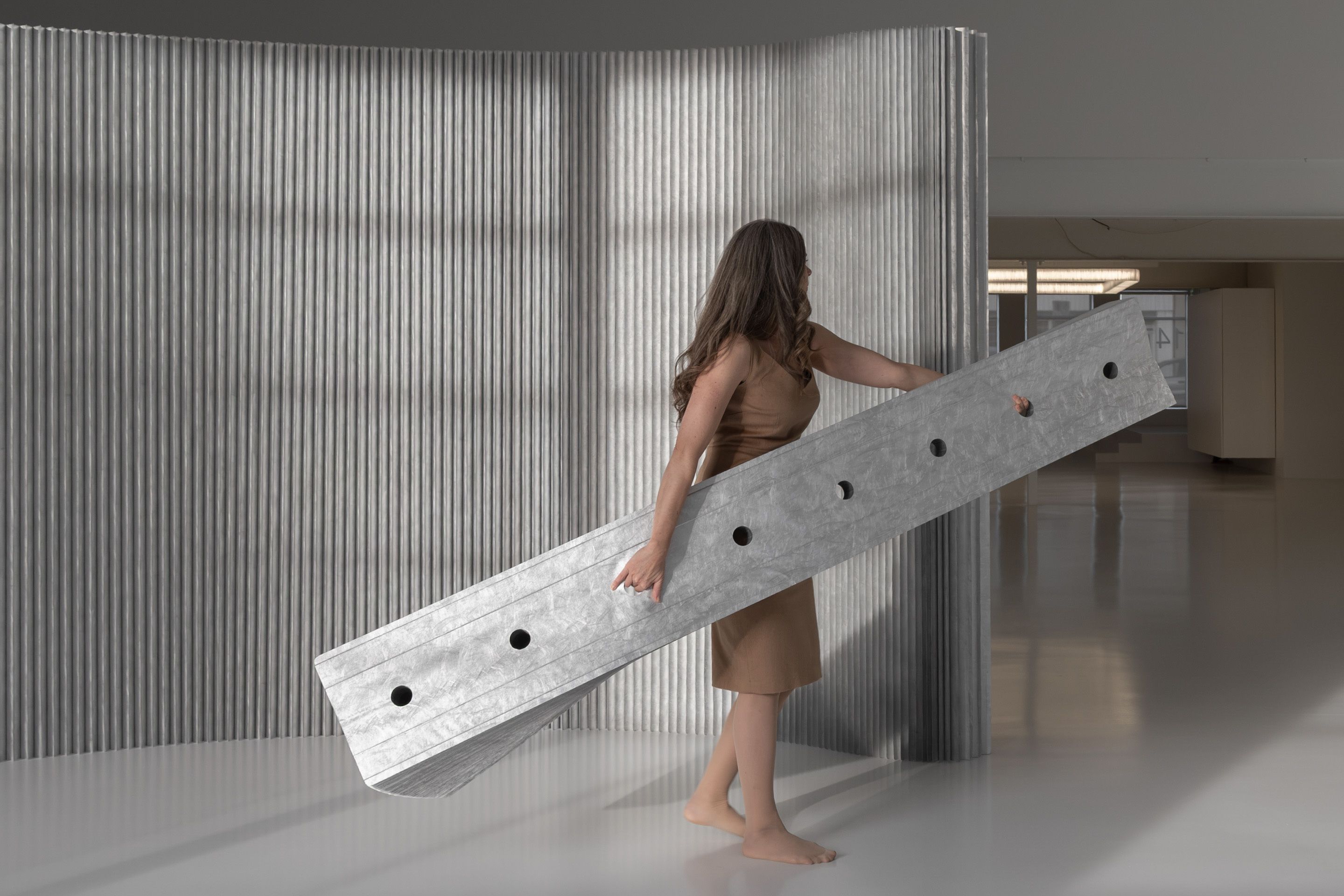 A compressed softwall is easy to store and transport.