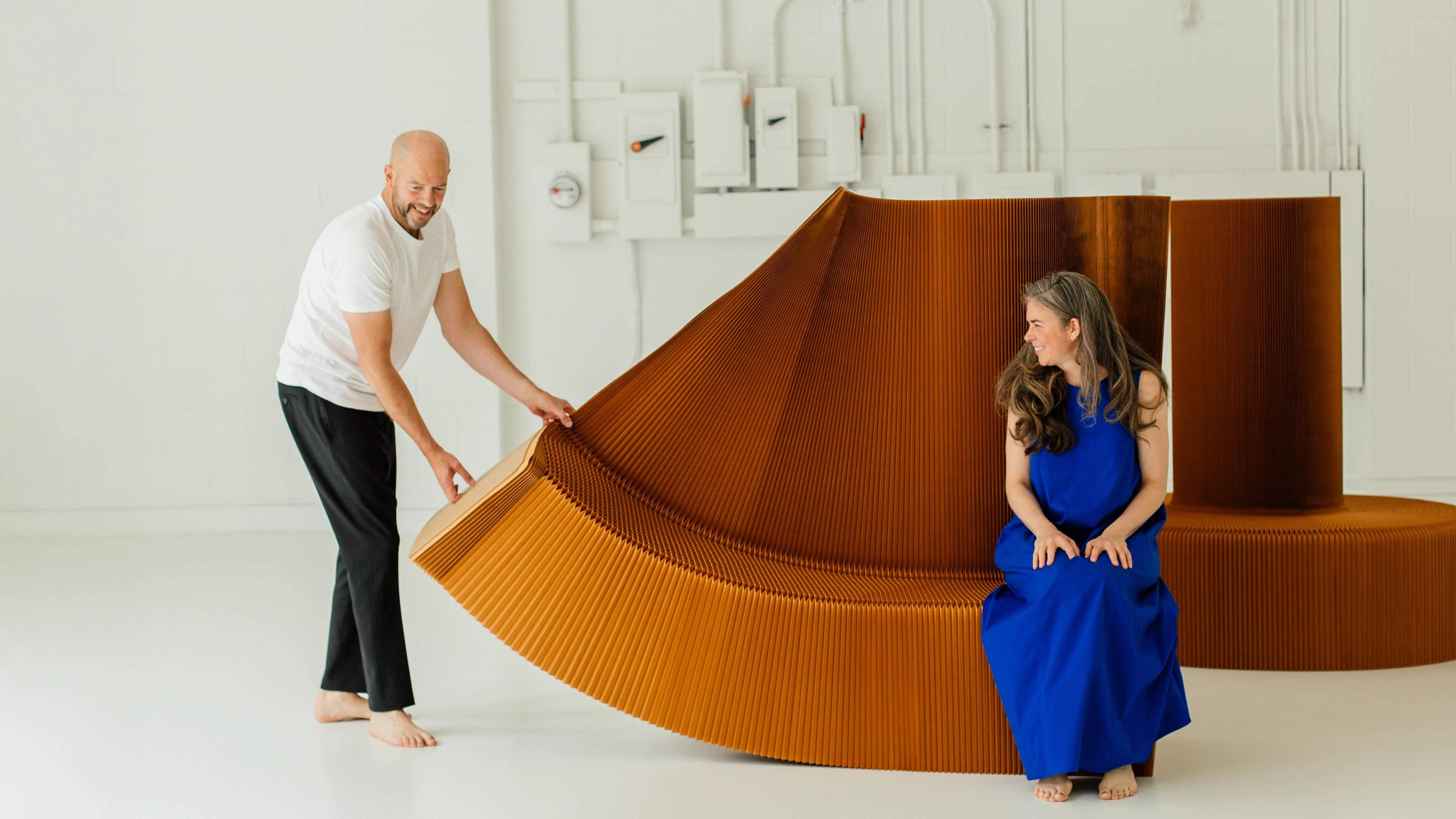 benchwall-paper furniture-flexible room divider-high backed seating-molo