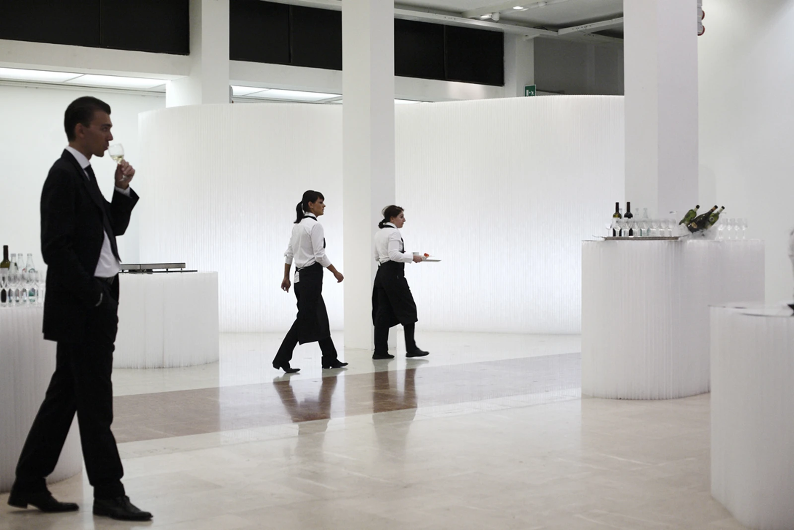 room dividers partitions for restaurants - Bologna Gallery of Modern Art Event