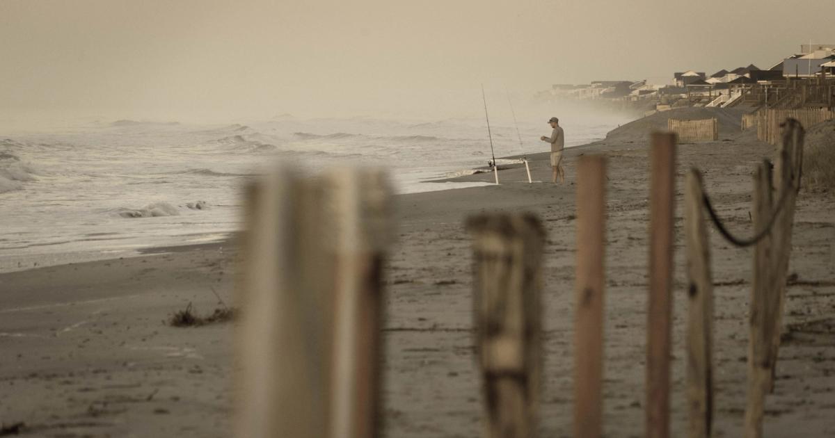 Surf Casting Rehberi: Kumsaldan Uzak Atışın İncelikleri