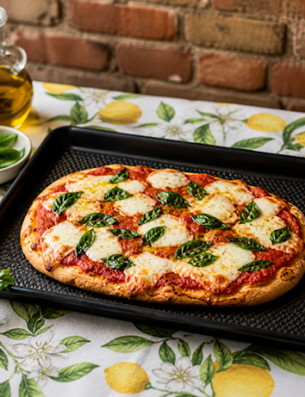 Margherita flattini with tomato, mozzarella and basil