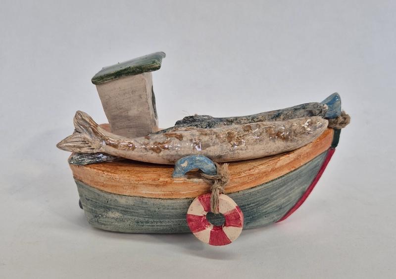 Two On A Boat, Edith Madou