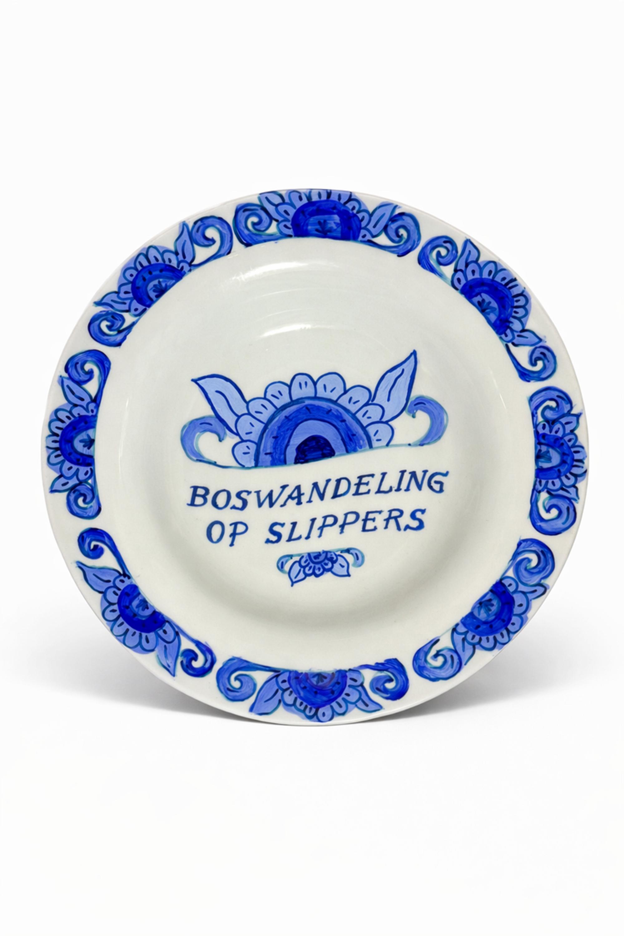 Boswandeling op slippers