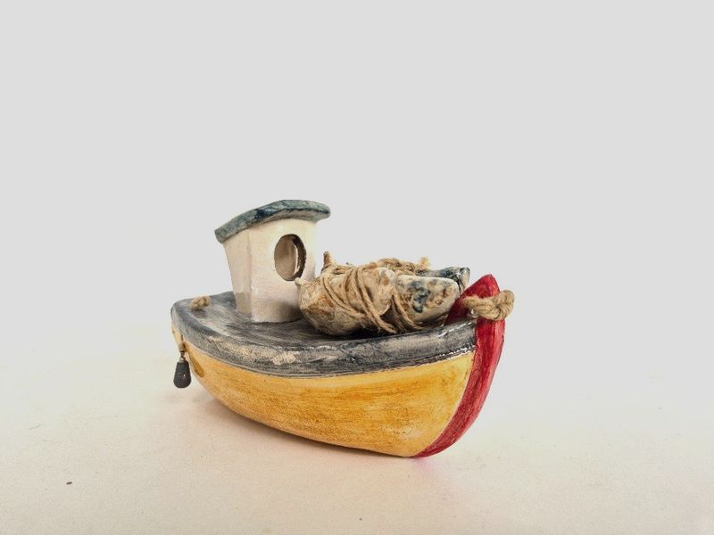3 of a kind, Edith Madou