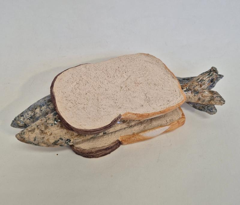 Wittebrood Met Haring, Edith Madou