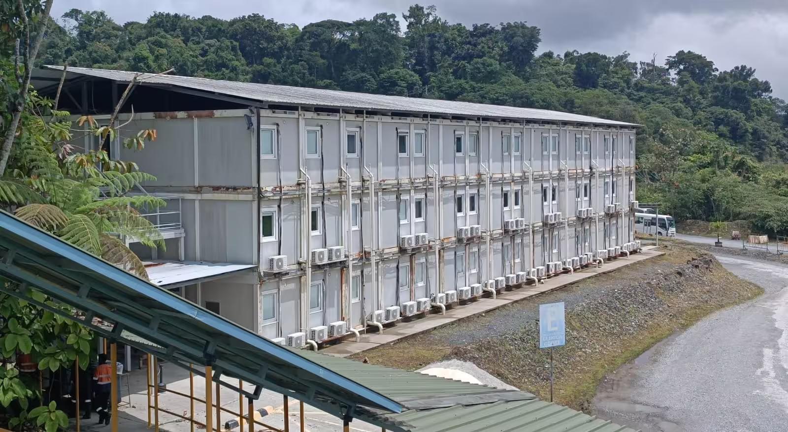 Mantenimientos de Infraestructura de Campamentos y Áreas de operaciones industrial.