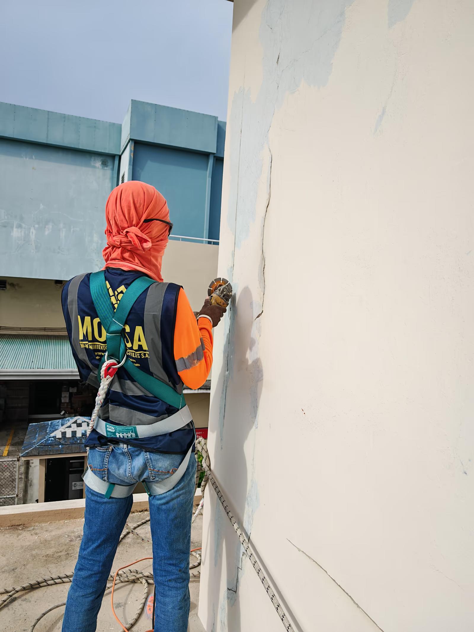 Pintura e impermeabilización de edificio - Antes 28