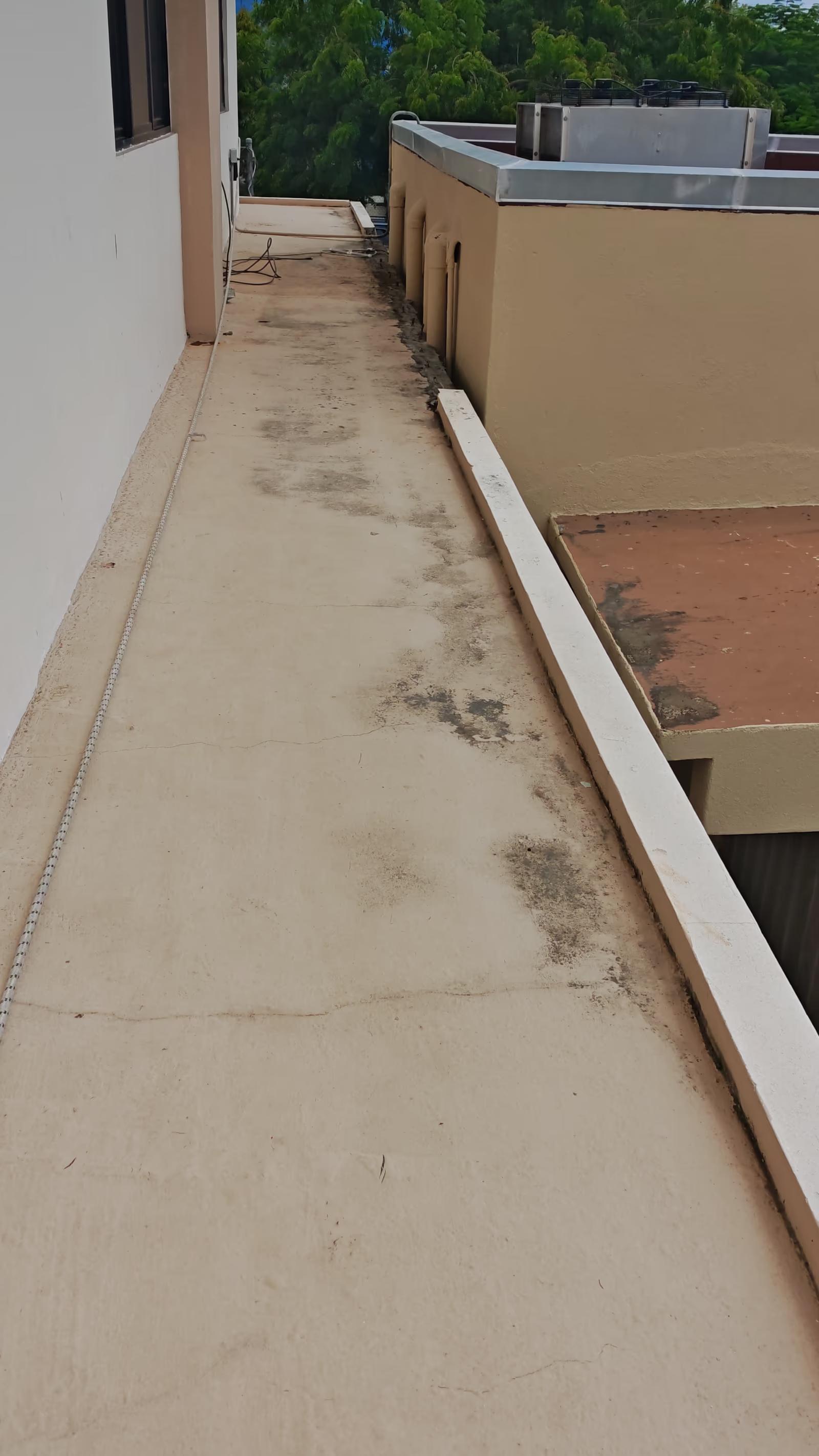 Pintura e impermeabilización de edificio - Antes 15