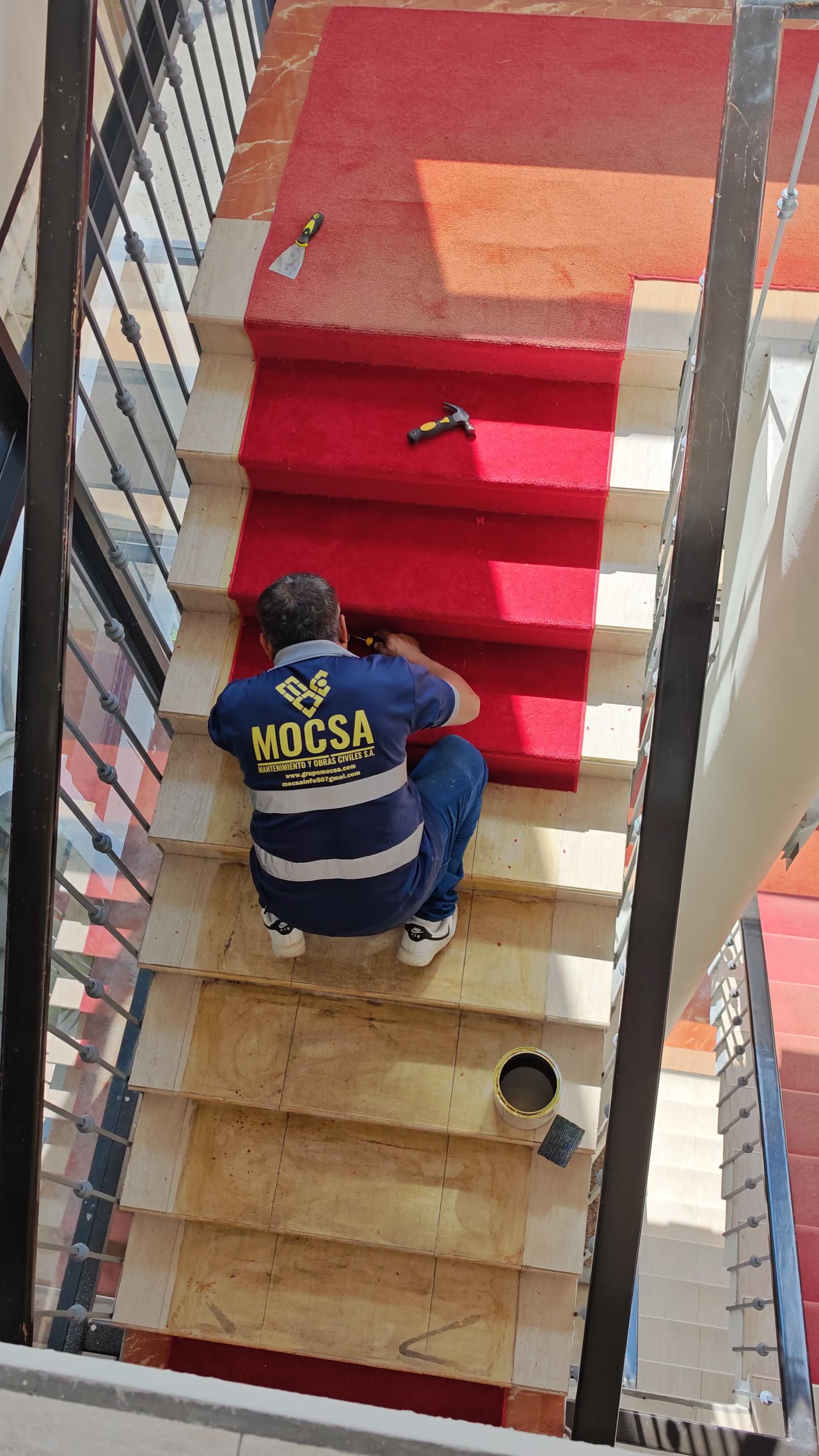 Cambio de alfombras de alto tráfico - Antes 11