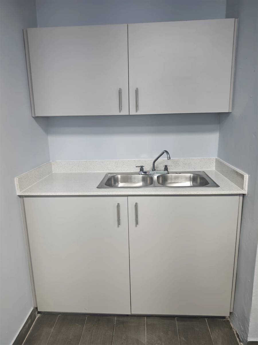 Cambio de cubierta de techo y construcción de muebles de cocina - Después 10