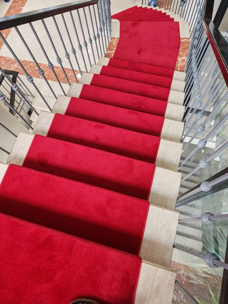 Cambio de alfombras de alto tráfico - Después 10