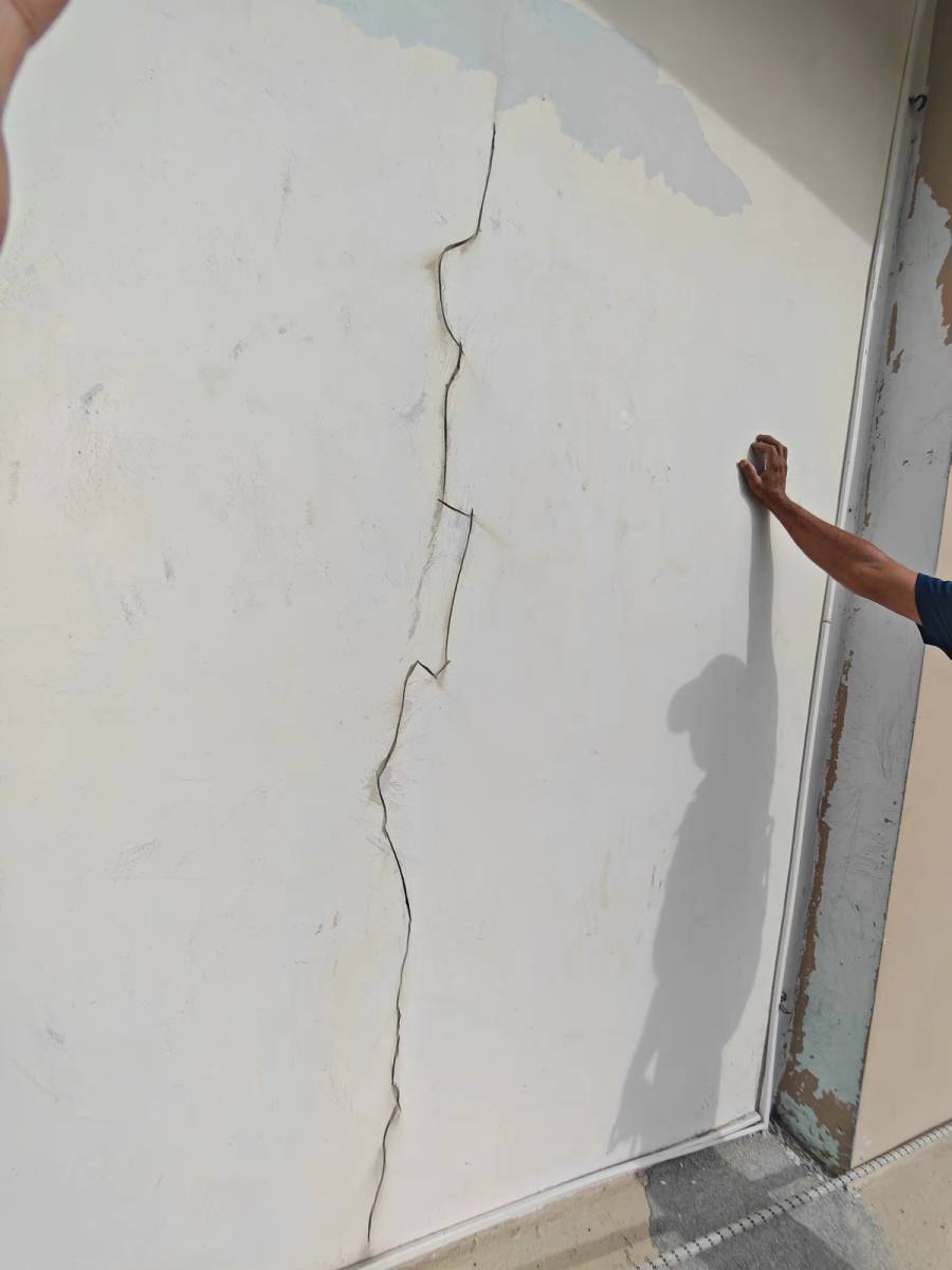 Pintura e impermeabilización de edificio - Antes 27
