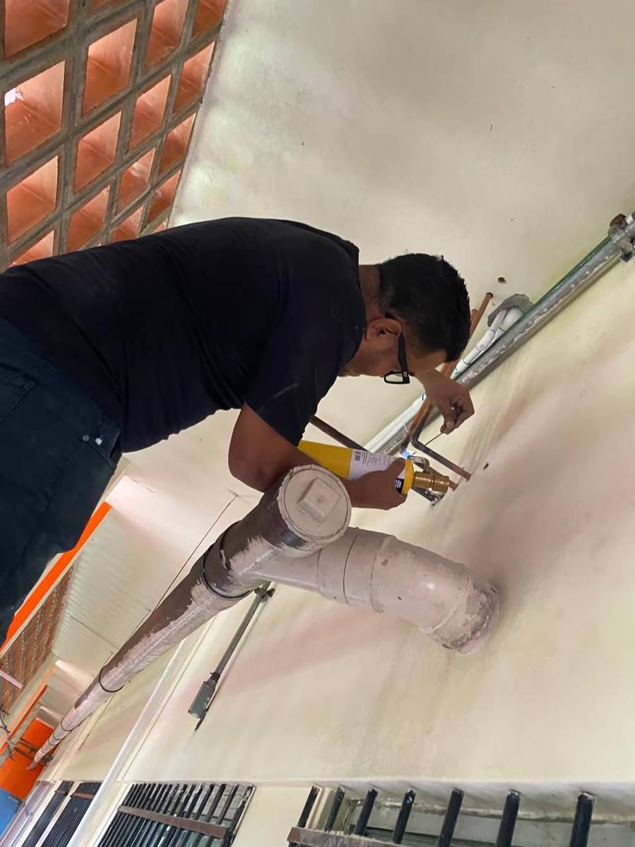 Construcción de sistemas para sillas odontológicas - Antes 3