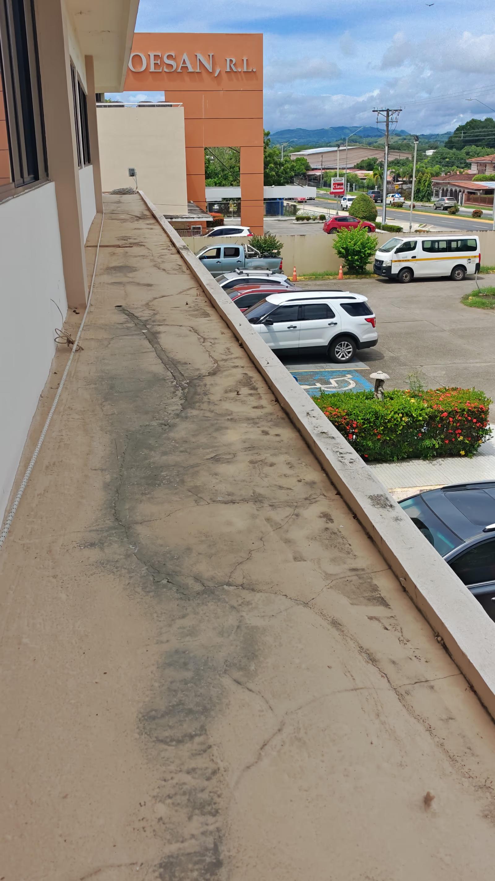 Pintura e impermeabilización de edificio - Antes 18