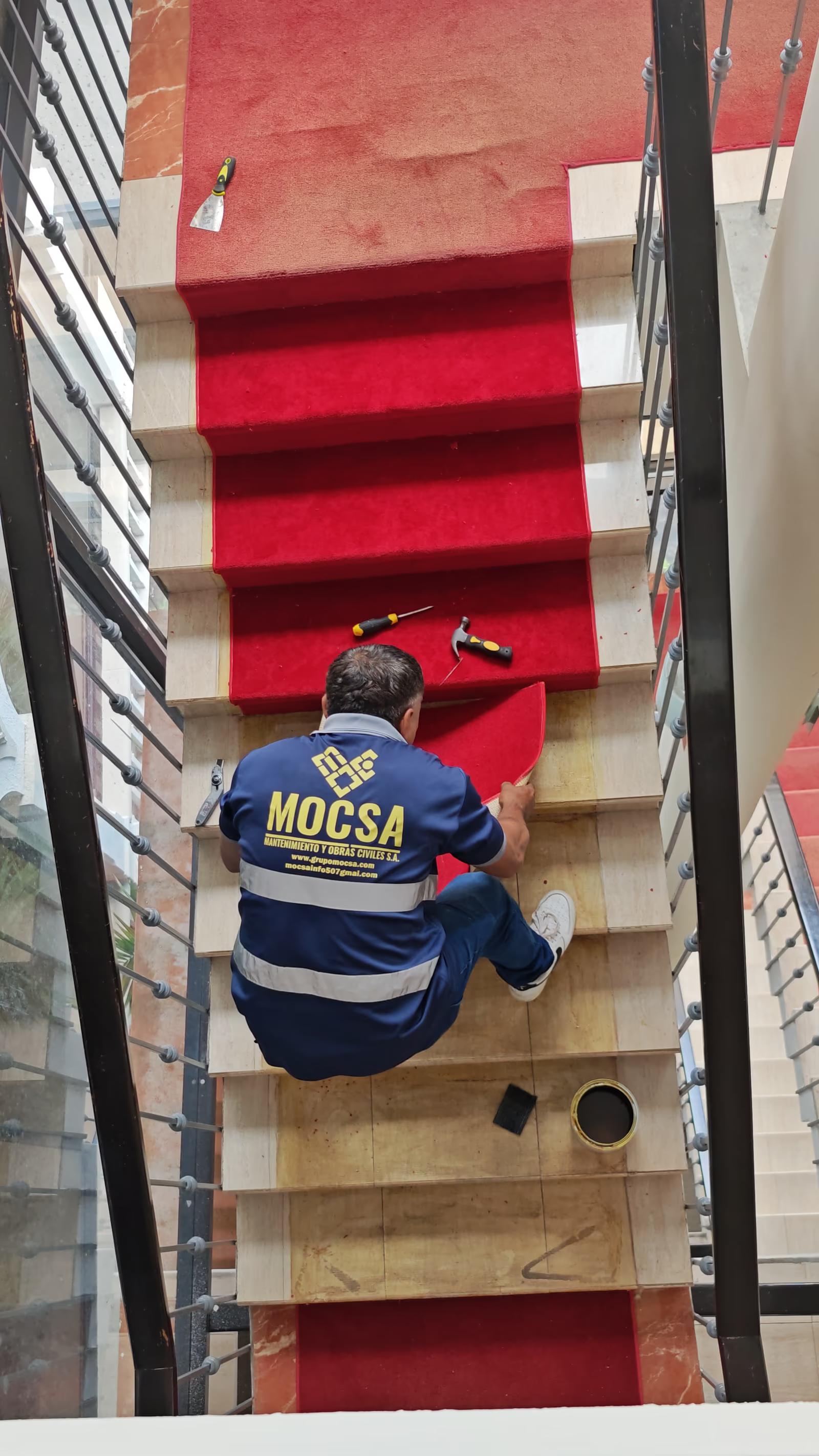 Cambio de alfombras de alto tráfico - Antes 12