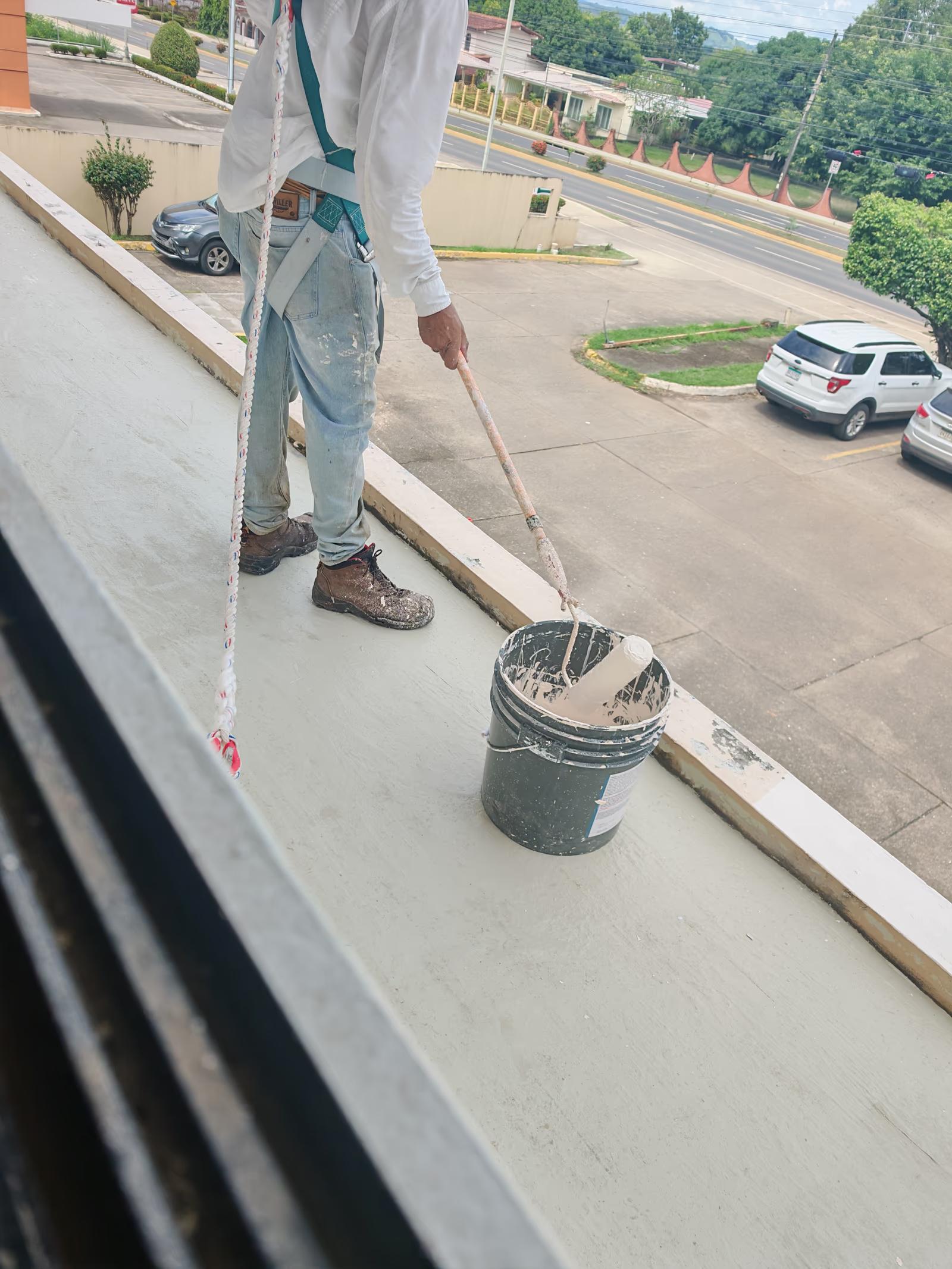 Pintura e impermeabilización de edificio - Antes 38