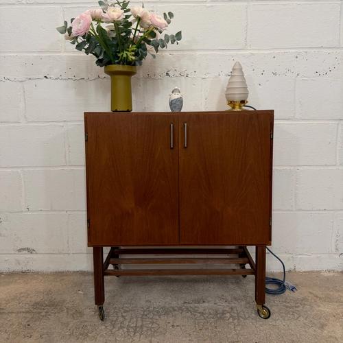 Meuble à disques FRITZ