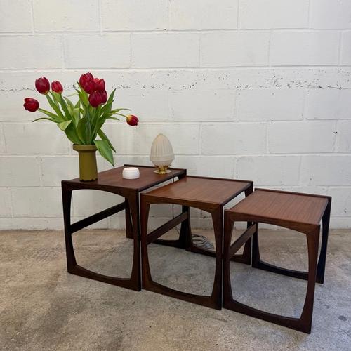 Tables gigognes scandinave BARBA I