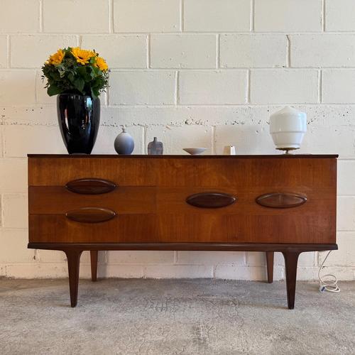 Enfilade scandinave VERTIHORY