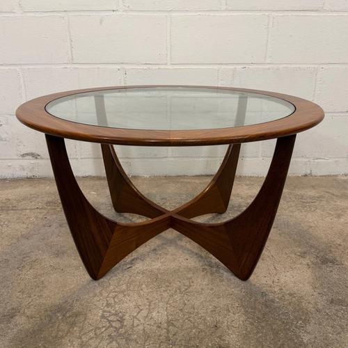 Table scandinave BIS