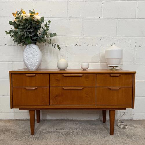 Enfilade / commode scandinave VENTÖ