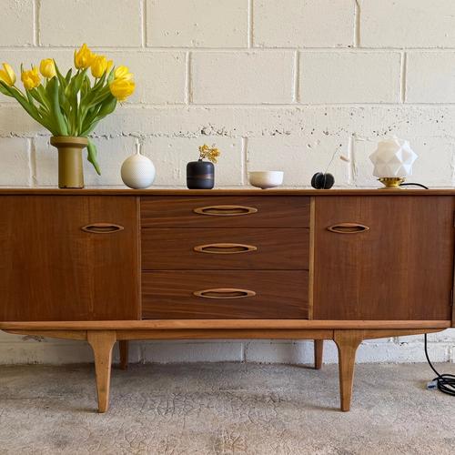 Enfilade scandinave KARDANI