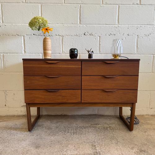 Enfilade / commode scandinave VANGA