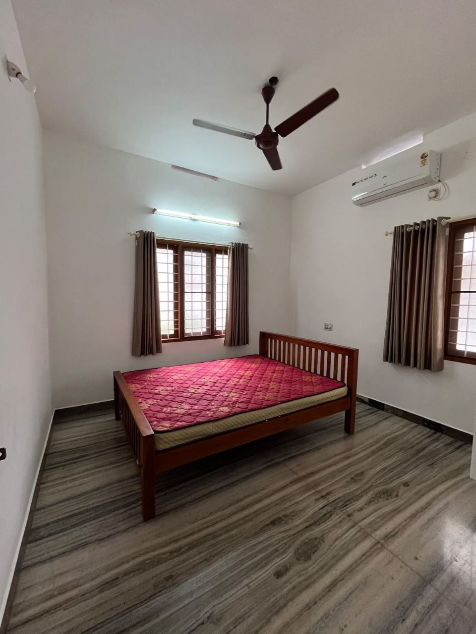 2BHK in Panampilly Nagar