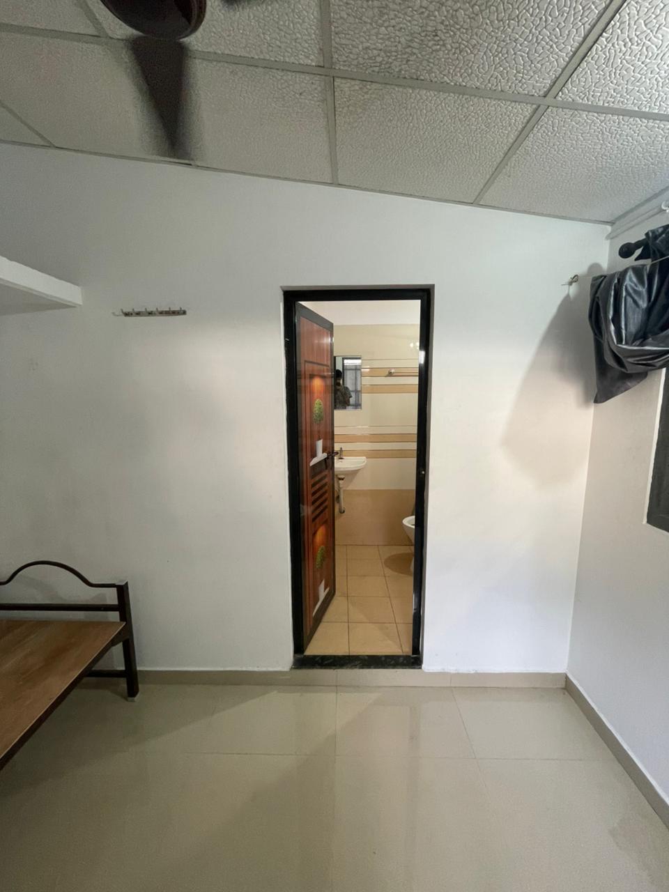 Home in Eroor