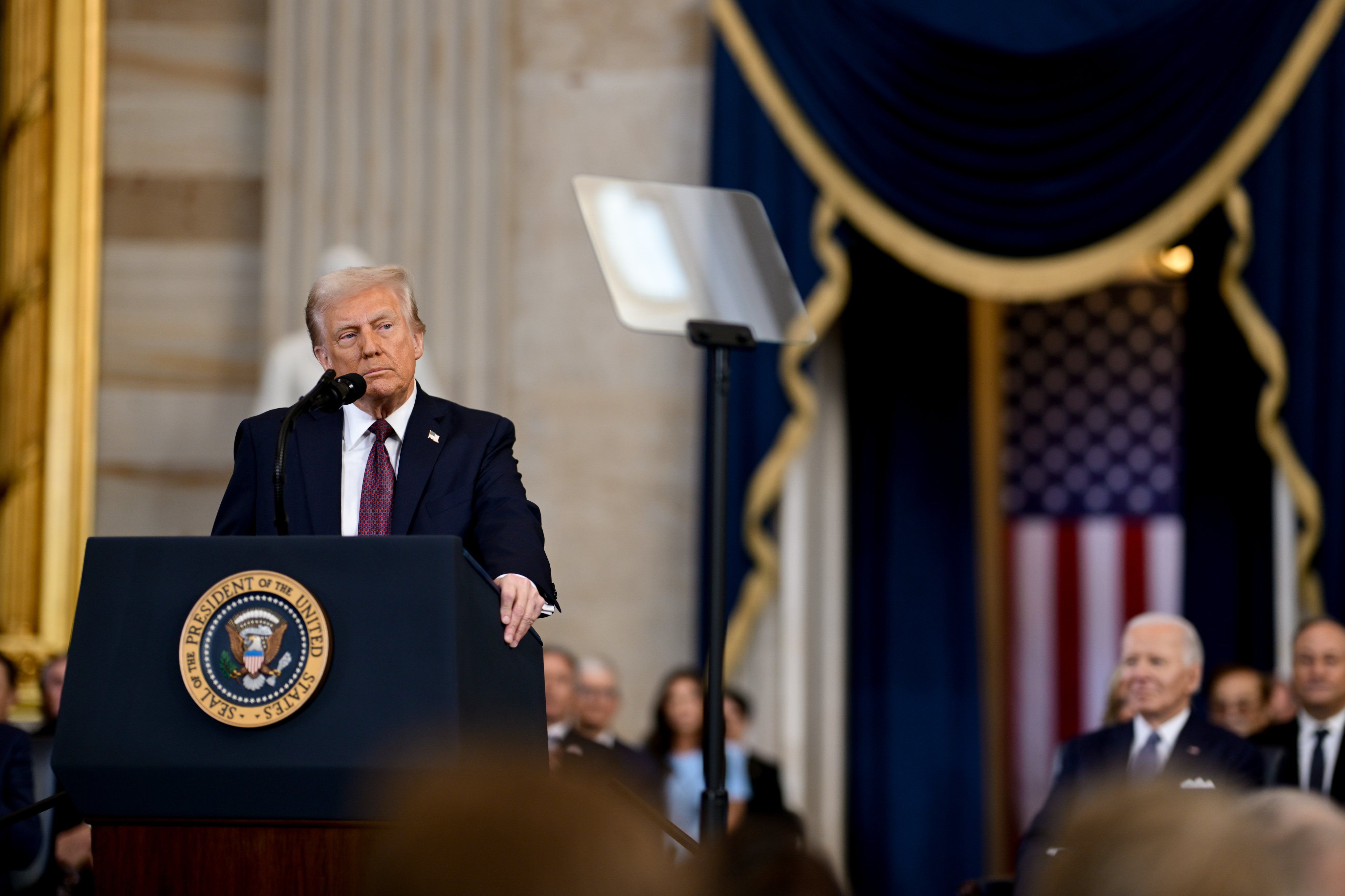 Oljepriset Faller och Amerikanska Börsterminer Stiger När Trump Signalerar Iranavtal Är Nära